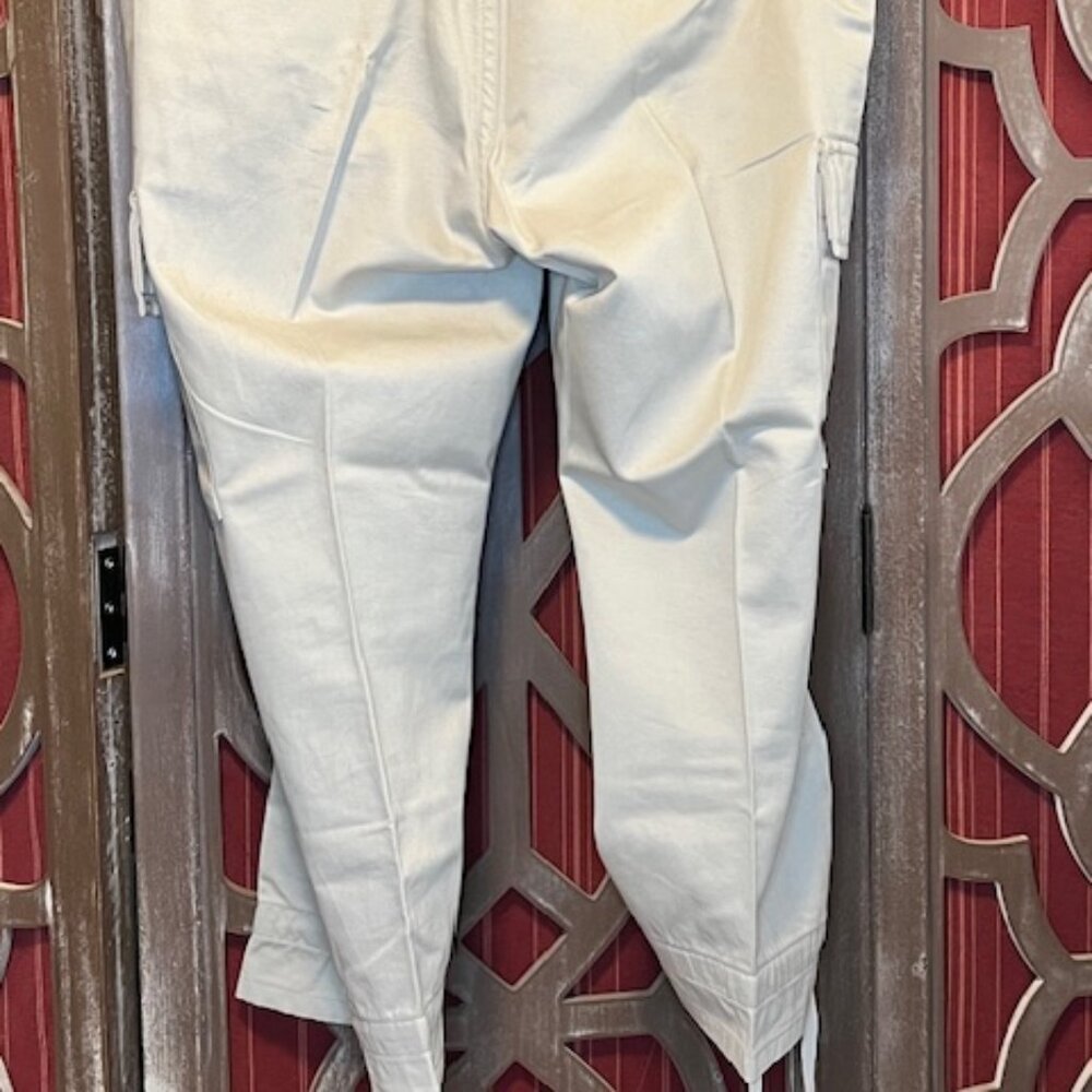Khaki Cargo Capri Pants